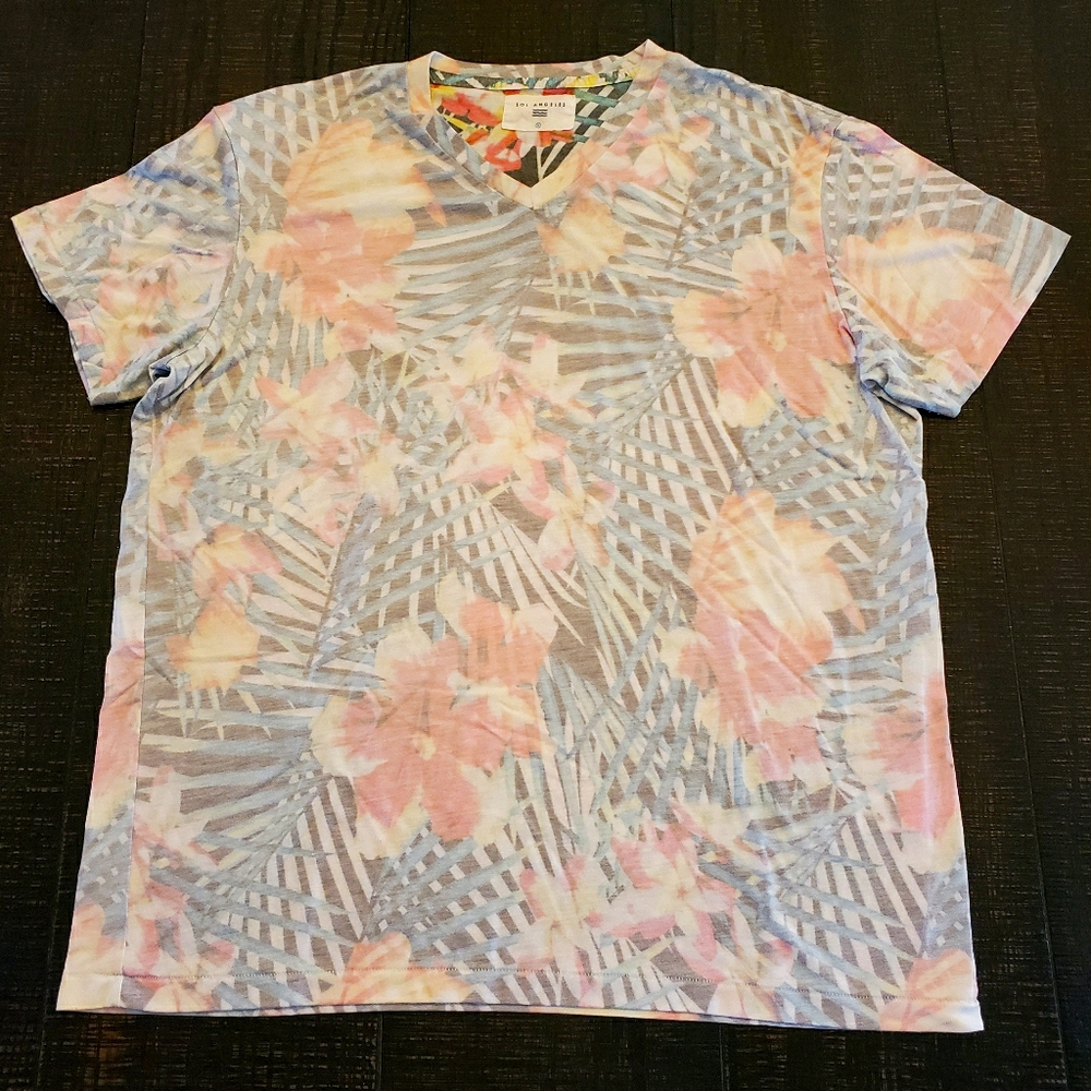 Sol Angeles v neck T